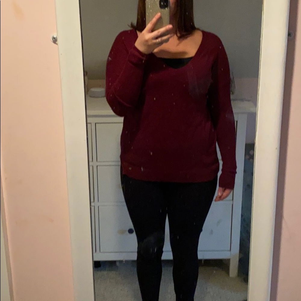American Eagle maroon v neck sweater